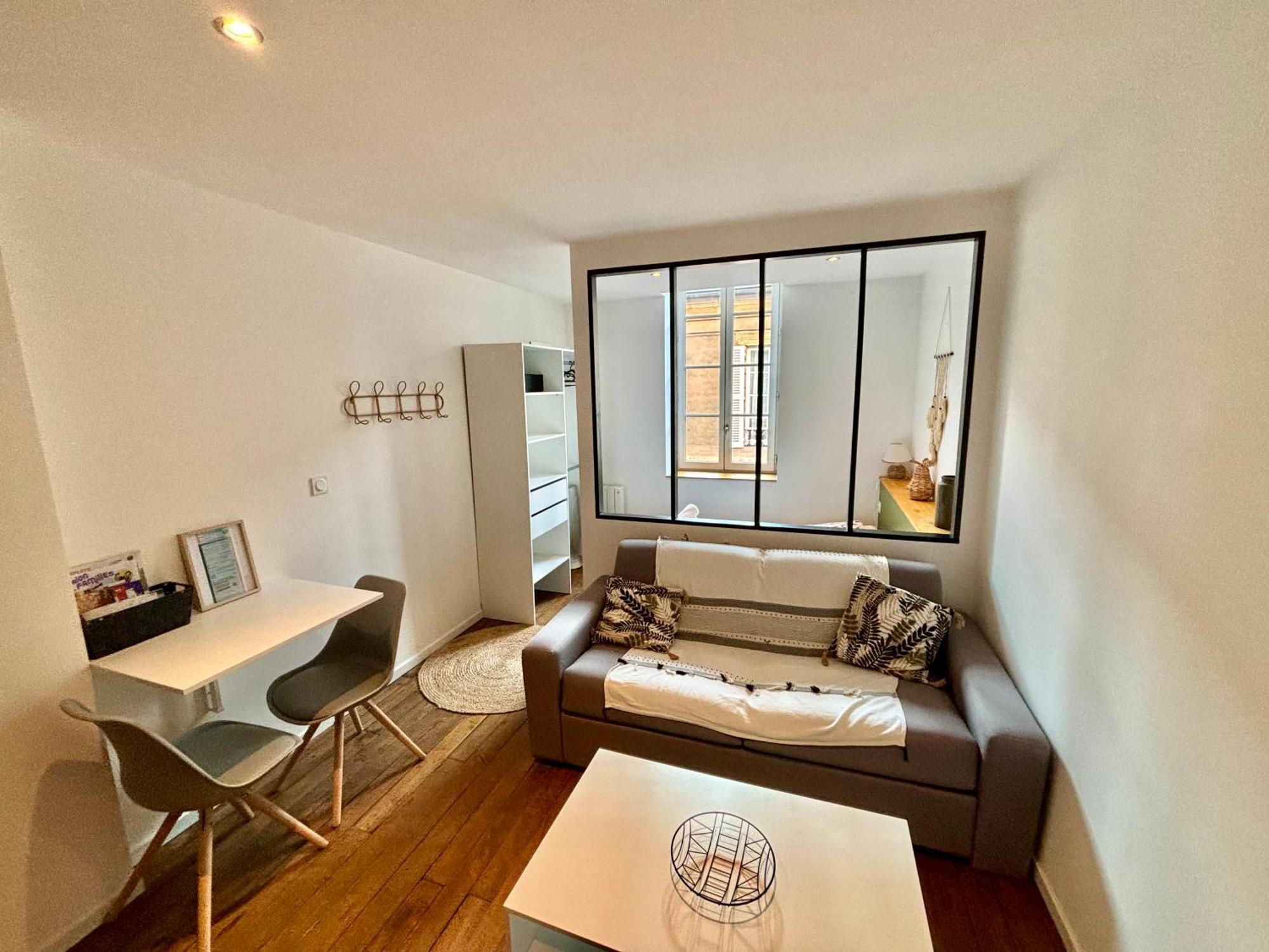 Moulins: Superbe Appartement Centre Ville Moulins  Luaran gambar